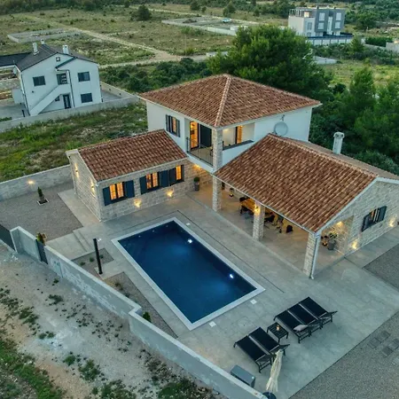 Villa Oliva Oliana With Heated Pool Vrsi