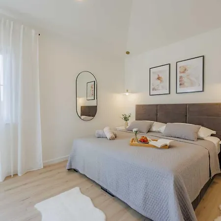 Oliva Oliana With Heated Pool